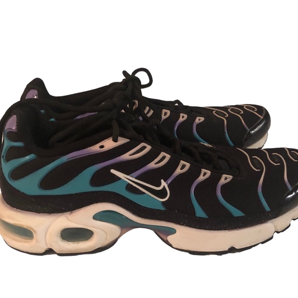 NIKE Tn Air Max “Have a Nike Day” Athletic Sneakers. - Picture 7 of 11